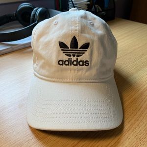 white adidas hat/cap